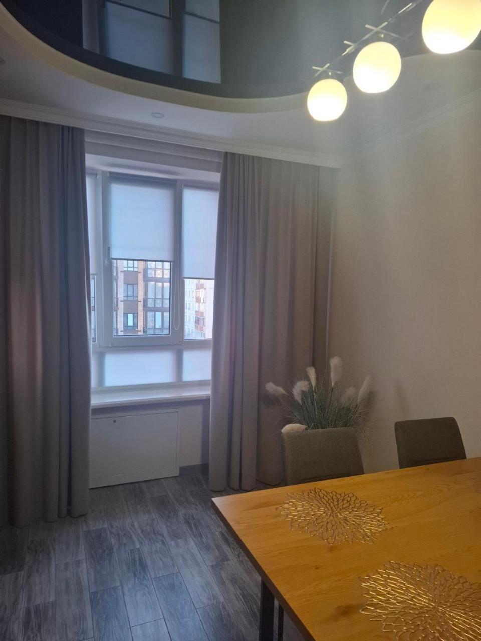 Atlant Luxury Family Apart Поряд З Тц Депот, Безконтактне Заселення Черновцы Экстерьер фото