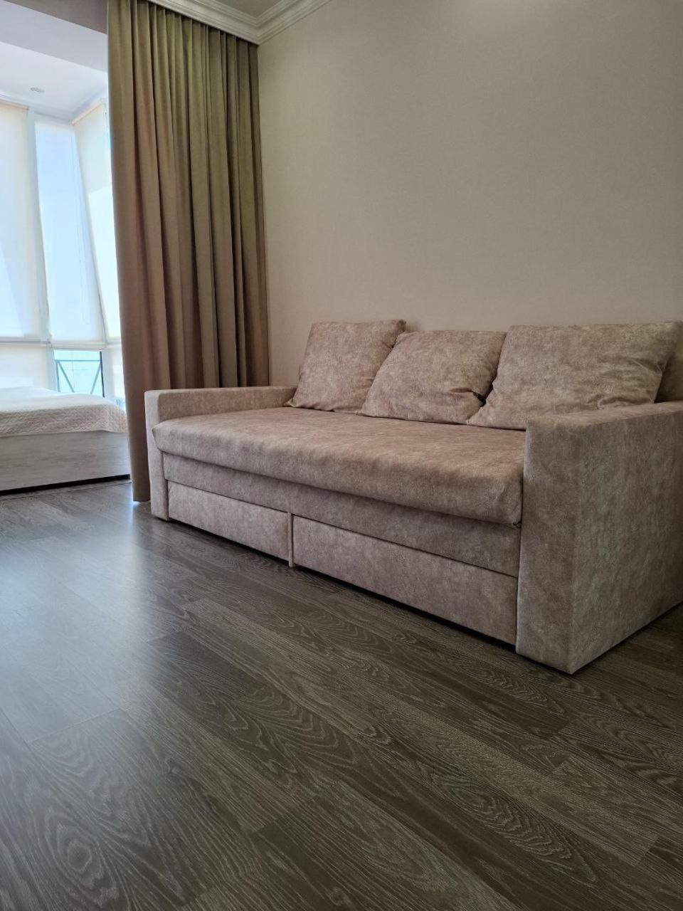 Atlant Luxury Family Apart Поряд З Тц Депот, Безконтактне Заселення Черновцы Экстерьер фото
